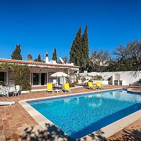 Sleeps 6 Pool Air Con Wifi 빌라 라고스